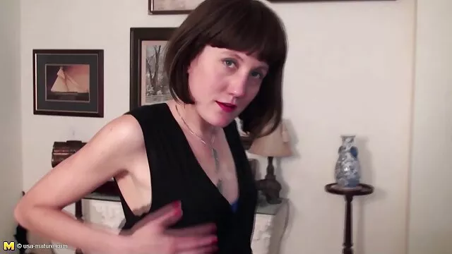 La fille a les doigts tendres et une grande envie de s'amuser. Tout cela combiné pour donner un youporn dessin animé orgasme multiple puissant.