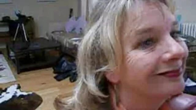 En arrivant du travail à la maison, le mec a trouvé sa copine en train de doigter sa chatte humide. Sans hésitation, il a porne anime enlevé les restes de ses vêtements et a pris la pose, a commencé à baiser dans le sexe anal, faisant gémir la fille de bonheur