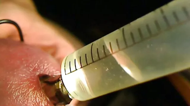Jolie blonde cum sur la table dessin animé gratuit porno de massage