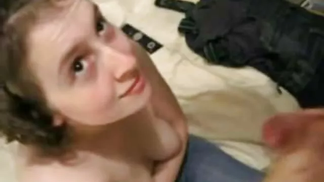 Une brune aux gros charmes a étonné porn dessin anime le mec par son assurance